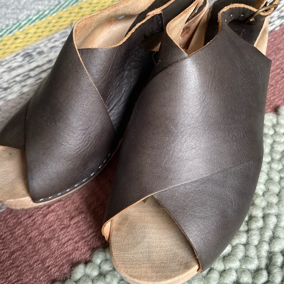 Bosabo France 🇫🇷 Gorgeous Handmade Leather Low Heel Wooden Soles - Size 8/8.5 - Picture 6 of 15